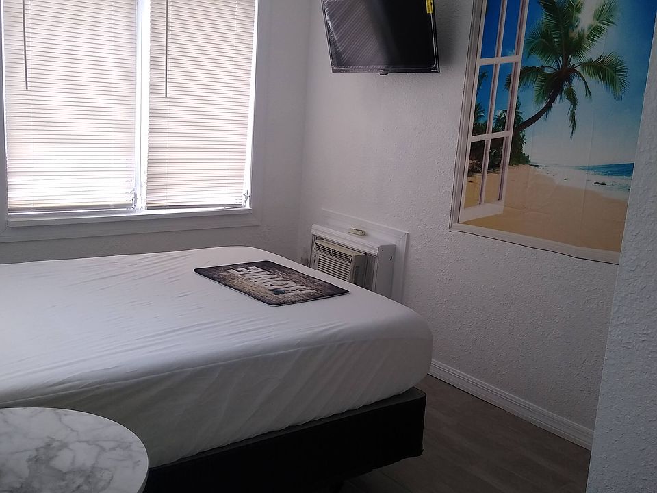 1st image of 5921 Missouri Ave