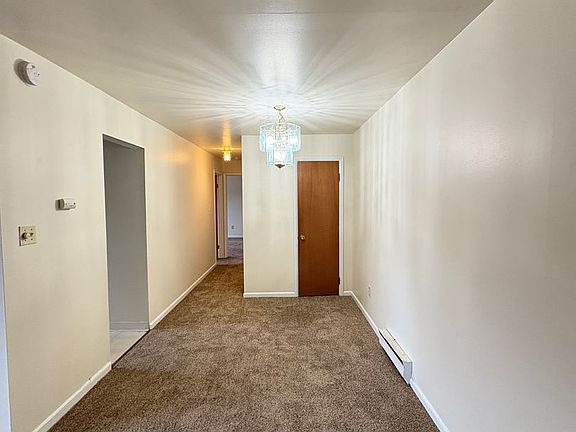 4th image of 404 Woodcliff Ave #1-201