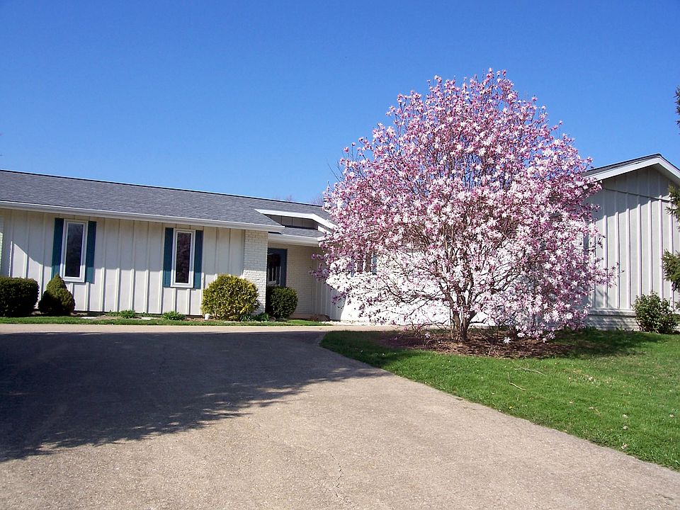1st image of 703 Teresa Dr