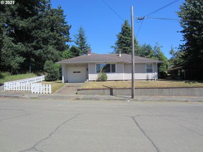1515 Meade St, North Bend, OR, 97459