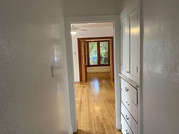5th image of 225 California Ave