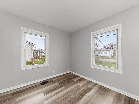 5th image of 531 Glenrose Ln