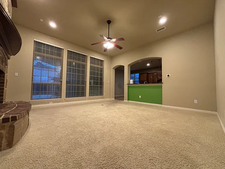 7812 Edgeglen Trl — Photo 15