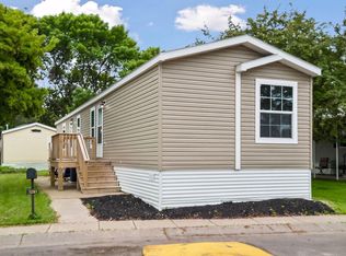 1291 Piper Dr W, Saint Paul, MN 55112