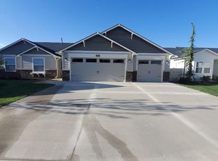 11693 W Soaring Hawk Ct, Star, ID 83669
