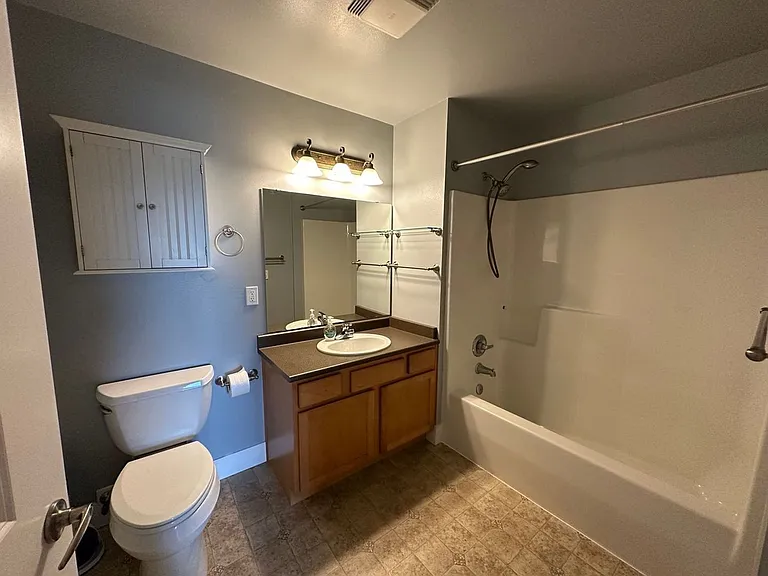 1015 Railroad Ave #412 — Photo 16