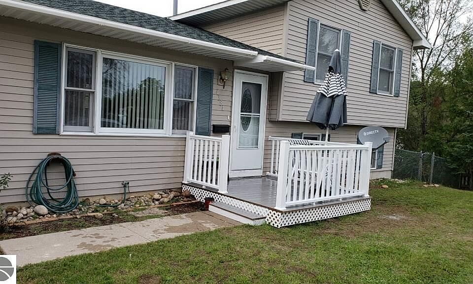 1st image of 4384 N Curry Dr