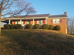 324 Woodhaven Rd, Martinsville, VA 24112