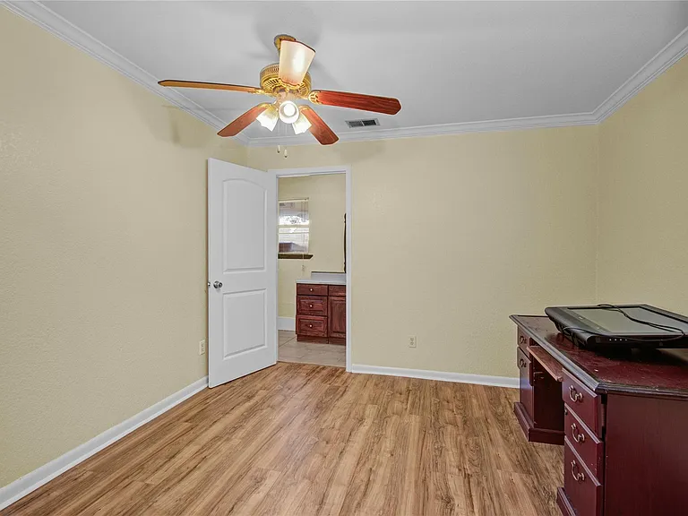 8565 Ridgepoint Dr — Photo 25