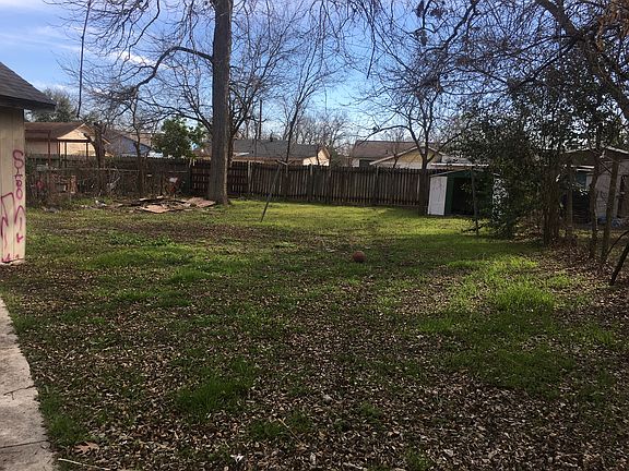 5th image of 220 Cliff Ave