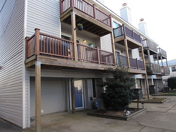 2nd image of 1425 E Ocean View Ave APT 6