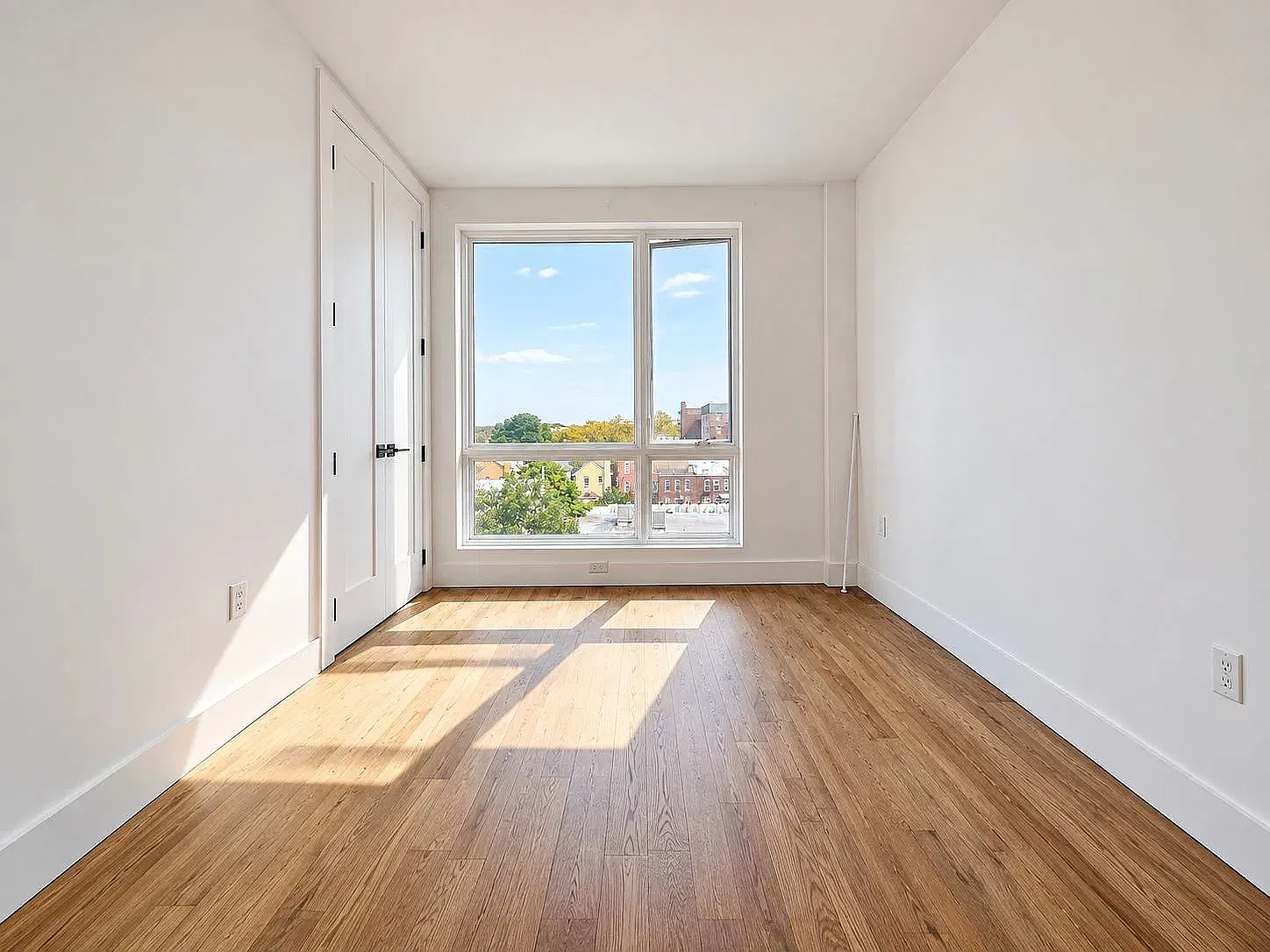 1005 Rogers Avenue — Photo 4
