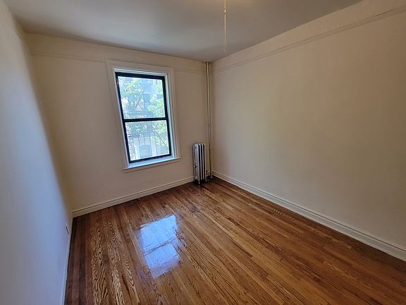 2nd image of 217 W 238th St APT 9