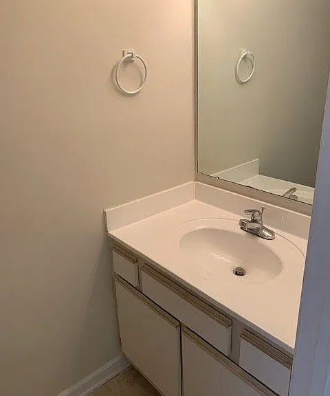 2513A Bluff View Ct — Photo 6
