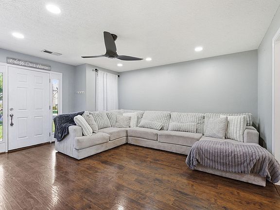 5th image of 3056 Maddie Ln