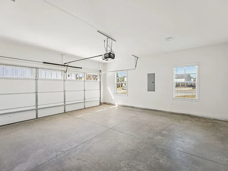 Quinn Residences at Dorchester Place — Photo 133