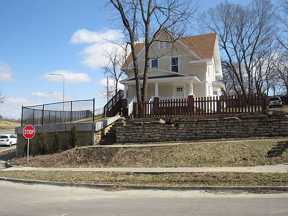 2nd image of 705 S Overton Ave #11302023