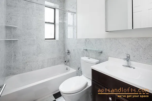 Rented by aptsandlofts.com | media 17