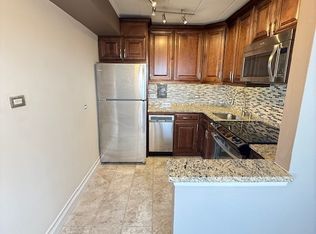 2035 W Granville Ave APT 505, Chicago, IL