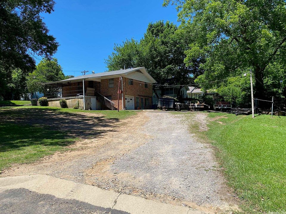 709 A/b Sixth St, Hot Springs National Park, AR 71913 | Zillow