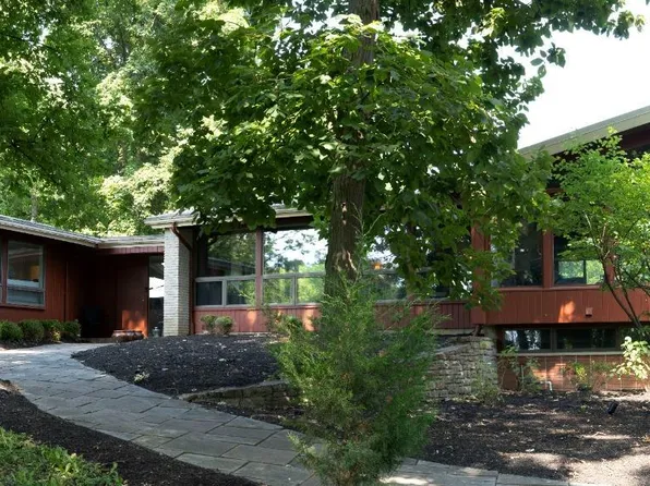 7460 Fair Oaks Dr, Cincinnati, OH 45237