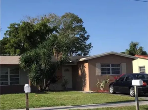 6532 SW 18th Ct, Pompano Beach, FL 33068