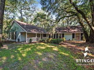 6 Sea Gull Dr, Beaufort, SC 29907