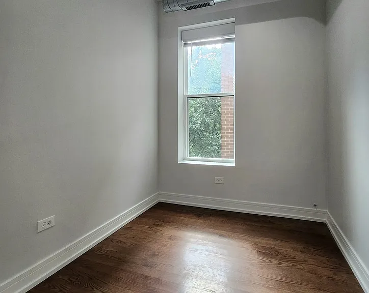 1444 W Erie St #3A — Photo 14