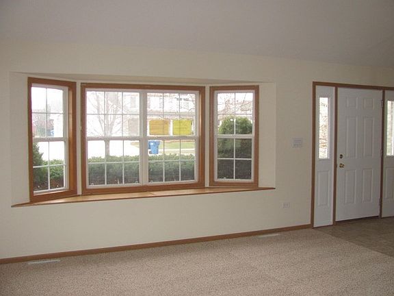 3rd image of 1544 Jennifer Dr