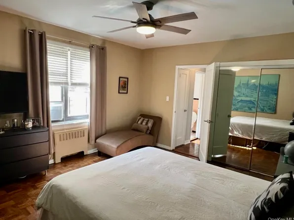 88-10 32nd Avenue image 9 of 9