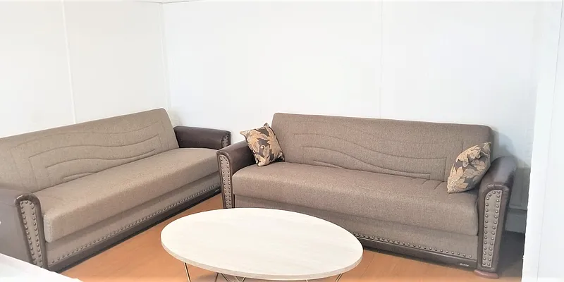 Rented by Virtual Real Estate | media 8