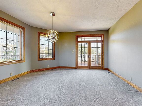 5th image of 26918 Baker Park Pl