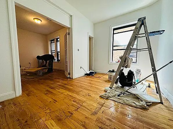 806 Ocean Ave APT 1A