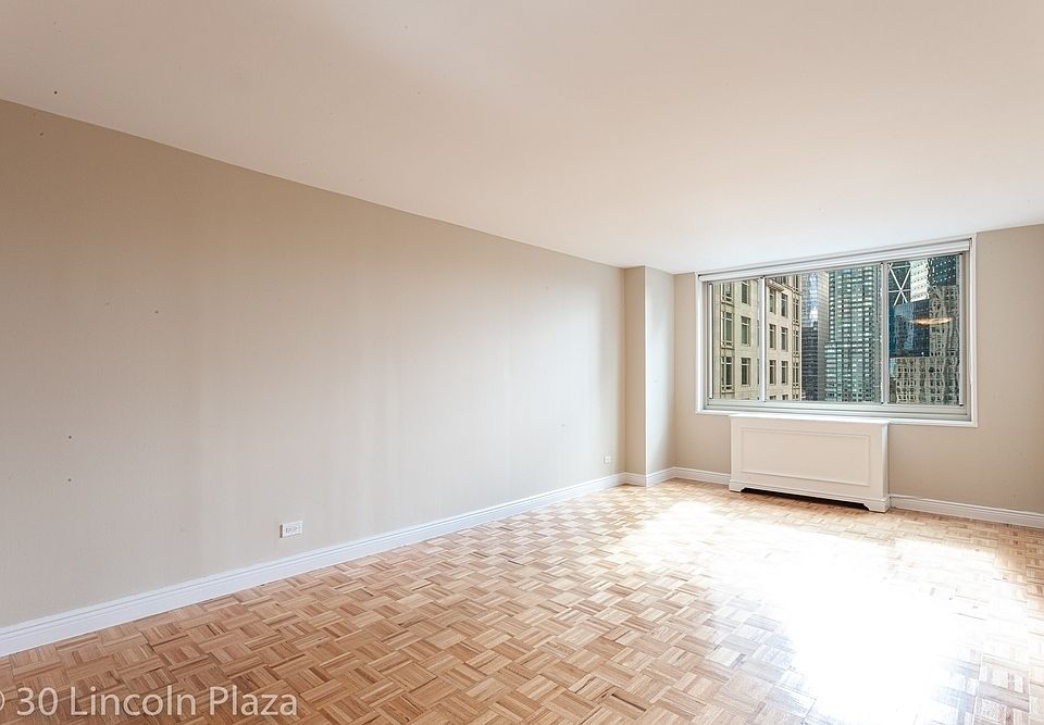 1st image of 30 W 63rd St APT 26E