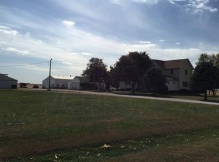 1335 E 1100 North Rd, Monticello, IL 61856