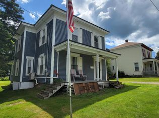 84 Downes St, Calais, ME 04619