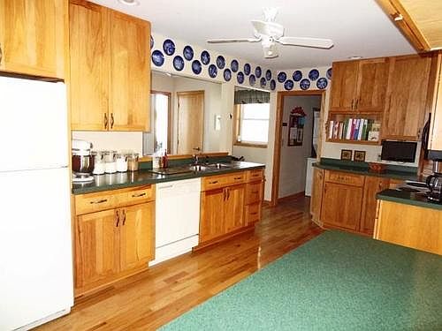 5th image of 24420 Liberty Dr