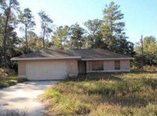 6 Bay Ln, Ocklawaha, FL 32179