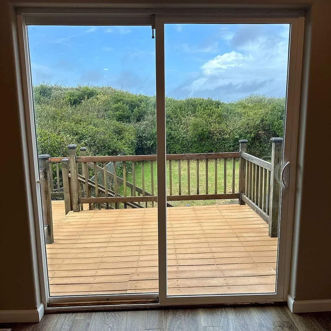 Stunning Oceanfront Home for Lease Unmatched Views & Coastal Living! — Photo 1