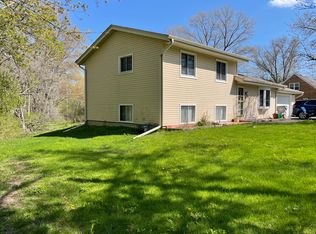 6156 N 112th St, Milwaukee, WI 53225