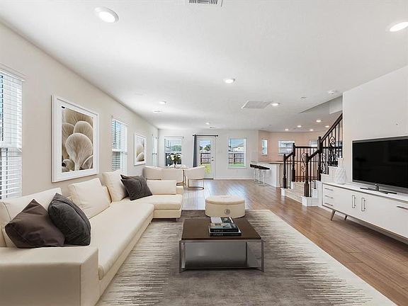 4th image of 6711 Hillsdale Creek Dr