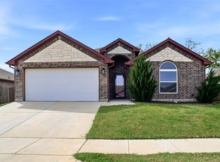 904 Avagail Ave, Springtown, TX 76082