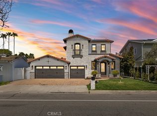 470 Cabrillo St, Costa Mesa, CA 92627