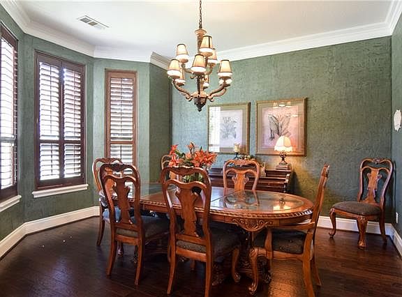 3rd image of 6533 Village Springs Dr