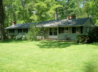 1 Timberlane Dr, Pennington, NJ 08534