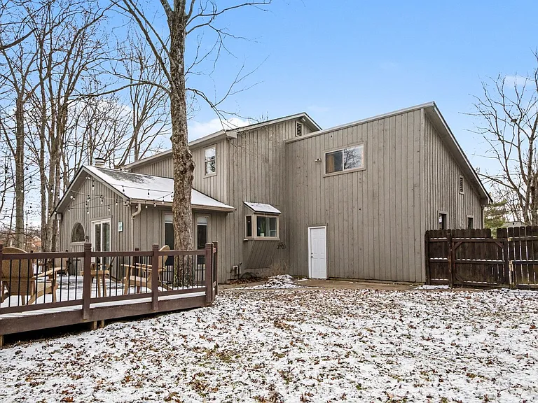 4289 Pinetree Ln — Photo 28