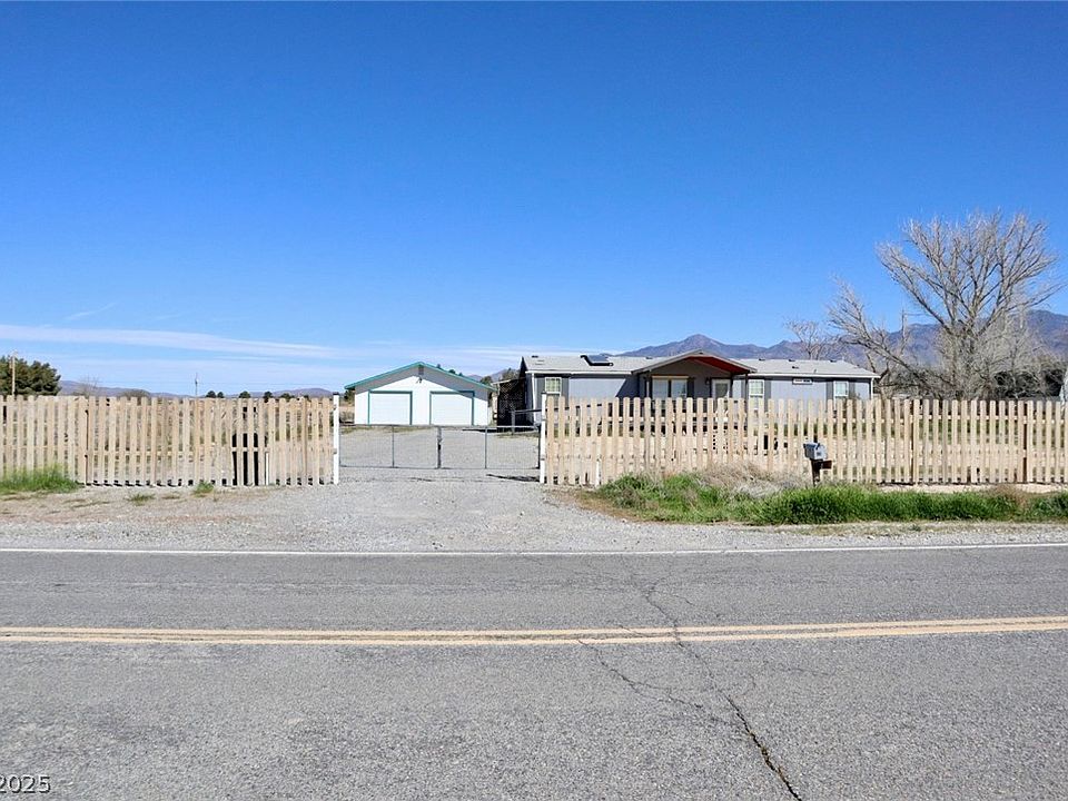 1st image of 60 W Country Place Rd