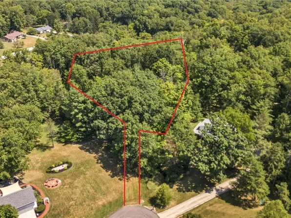 Timothy Ln, Brecksville, OH 44141