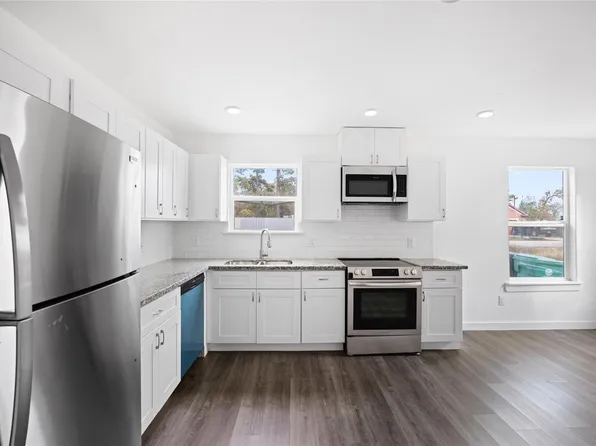 9241 Seeker St, Houston, TX 77028