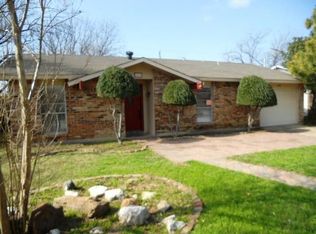 1020 Eastwood Dr, Lewisville, TX 75067